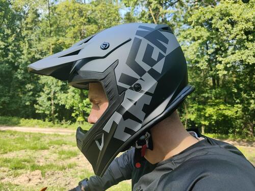 Raven Airborne Split. Casco entry level… di un certo livello!