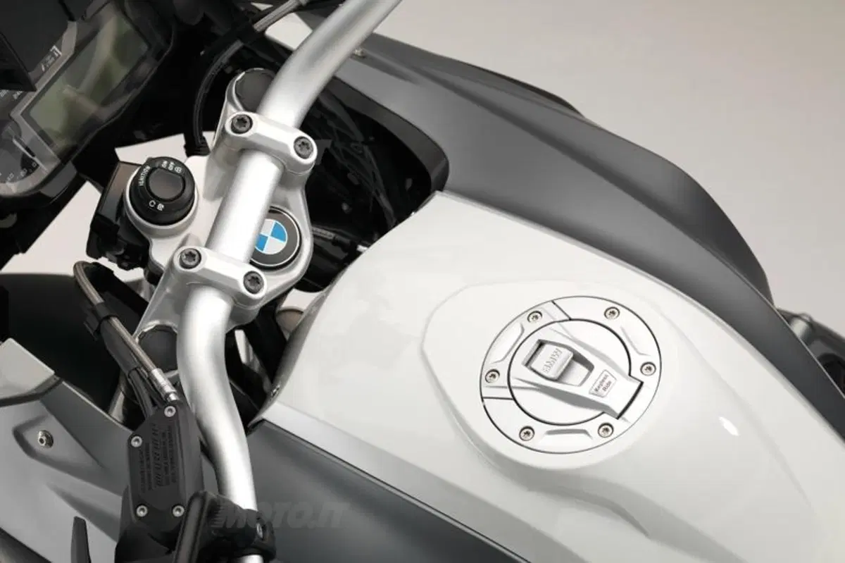 Nuove BMW R1200GS e Adventure 2015 (2)