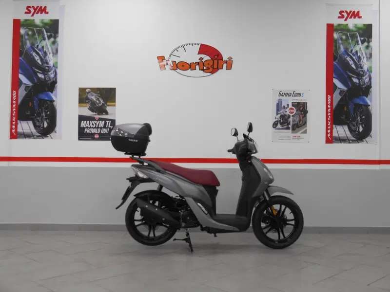 Sym Symphony 50 (2025 - 26) (3)
