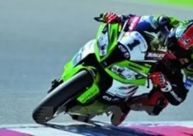SBK. Sykes vince gara 1 a Portimao