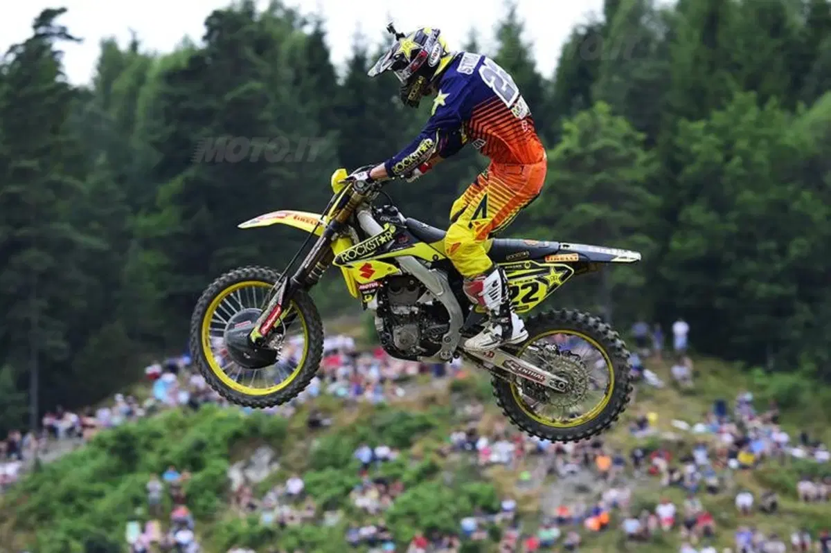 Cairoli fa il bis e allunga nella MXGP (5)