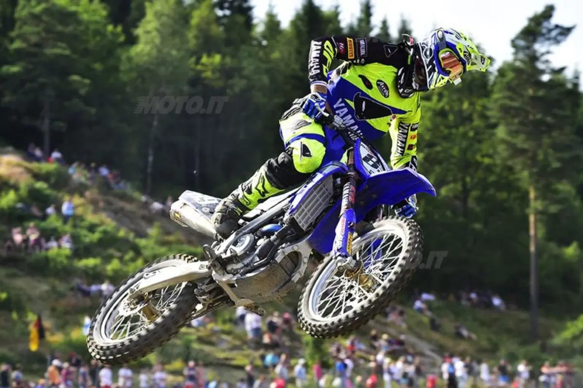Cairoli fa il bis e allunga nella MXGP (7)