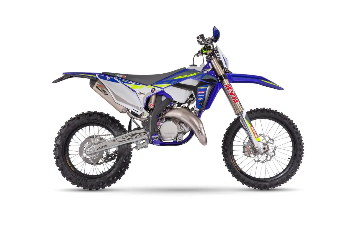 Sherco rinnova la gamma Enduro Factory 2023. Novità e prezzi (10)