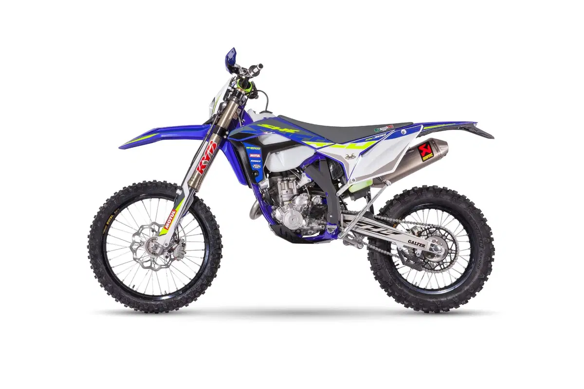 Sherco rinnova la gamma Enduro Factory 2023. Novità e prezzi (25)