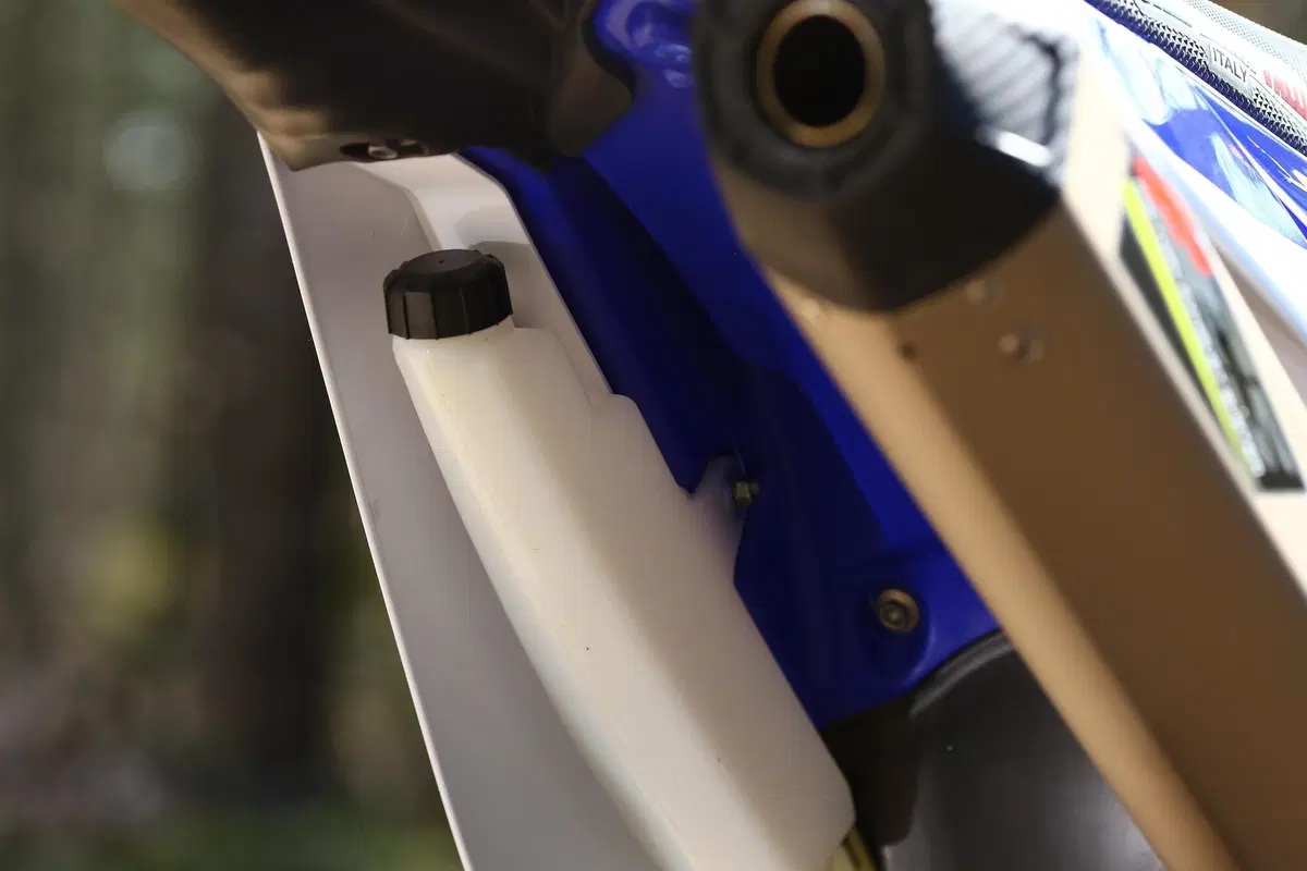 Sherco rinnova la gamma Enduro Factory 2023. Novità e prezzi (37)