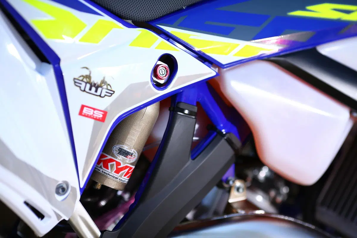 Sherco rinnova la gamma Enduro Factory 2023. Novità e prezzi (47)