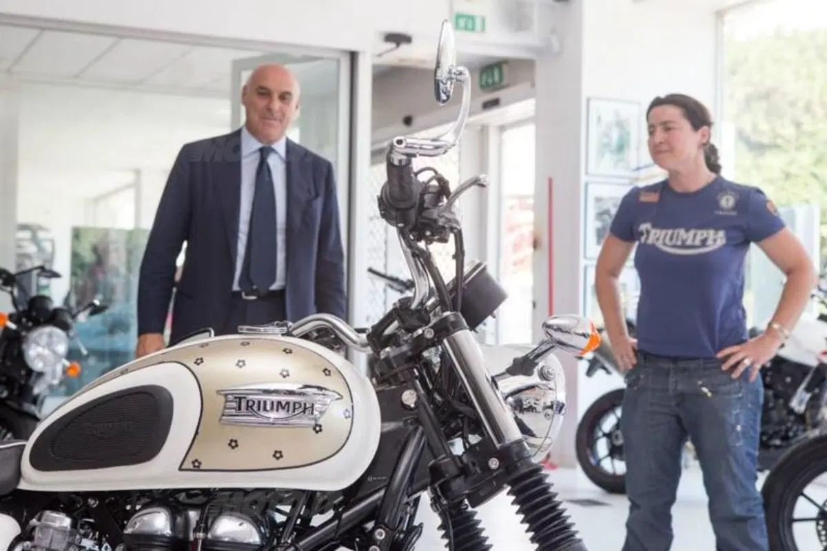 Edizione limitata di 10 esemplari per la Triumph Bonneville firmata Marinella (20)