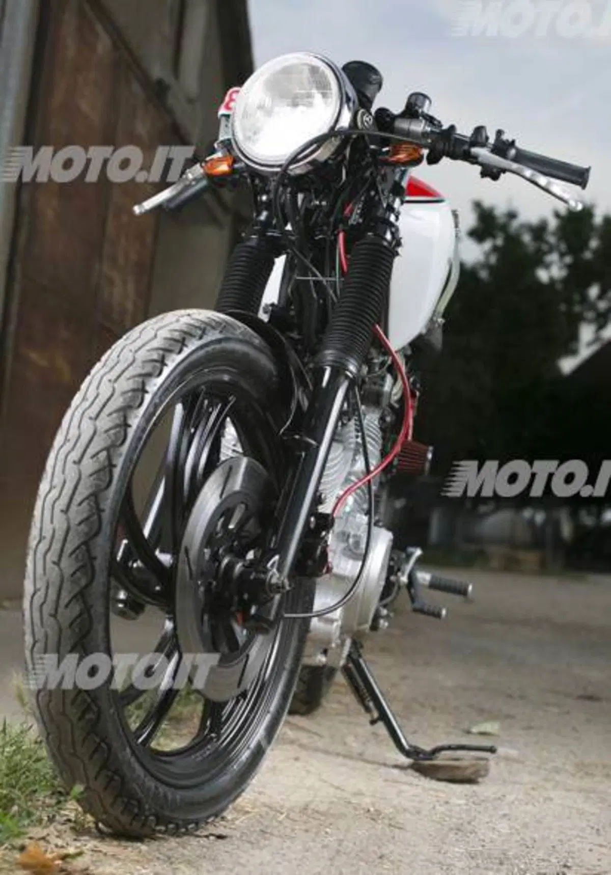 Le Strane di Moto.it: Yamaha XV 500 (2)