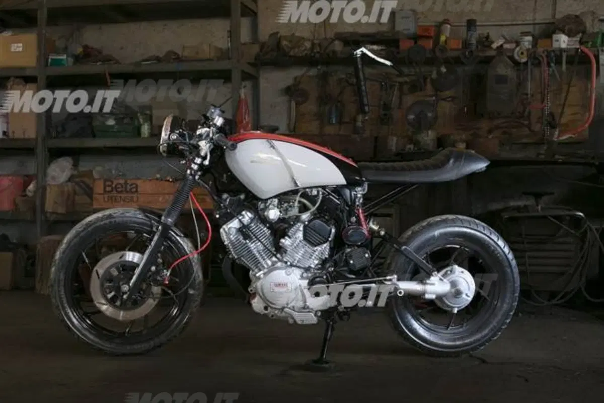 Le Strane di Moto.it: Yamaha XV 500 (3)