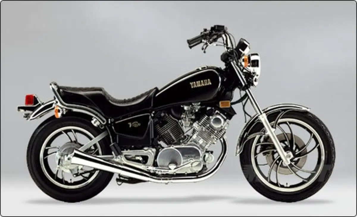 Le Strane di Moto.it: Yamaha XV 500 (6)