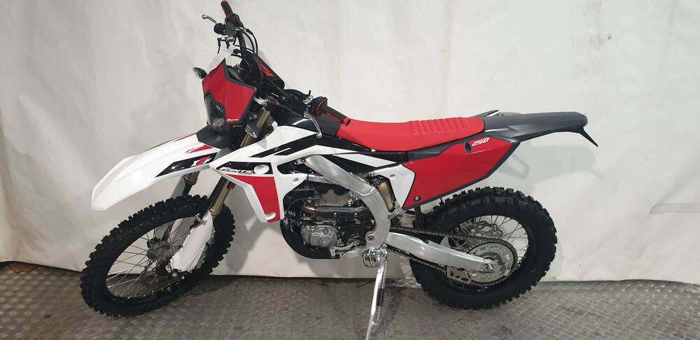 Fantic Motor XEF 250 Enduro (2022) (2)