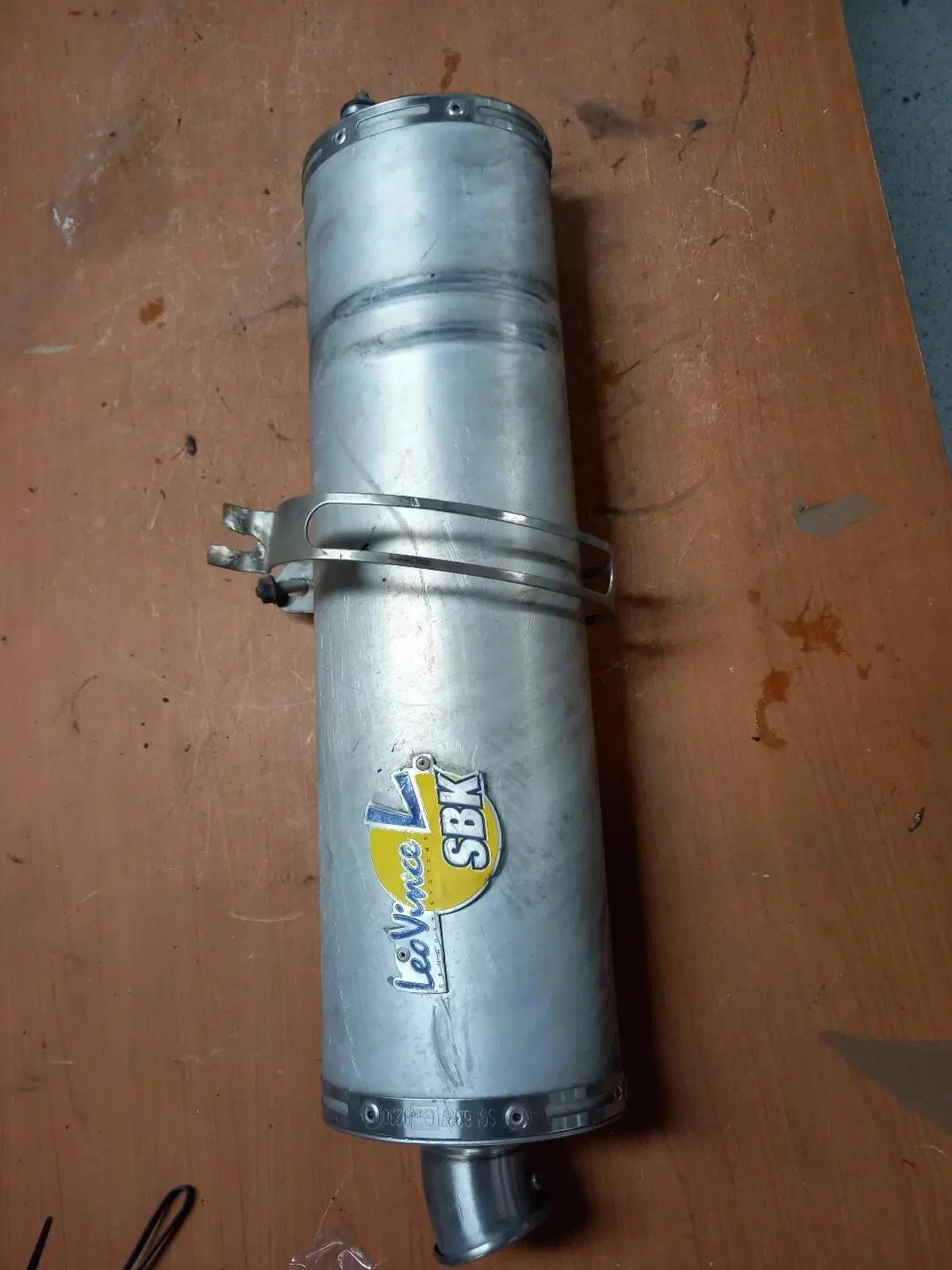 Terminale scarico LeoVince SBK Kawasaki ZR-7 1999 (2)