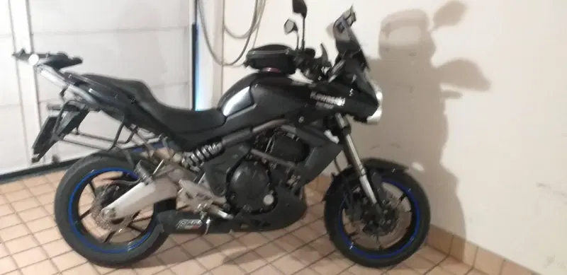Kawasaki Versys 650 Tourer (2010 - 14) (2)