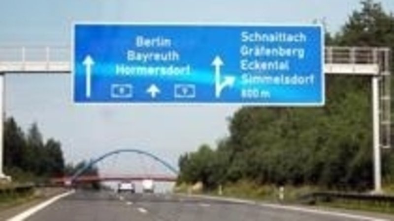 Germania: nel 2016 autostrade a pagamento solo per stranieri?  