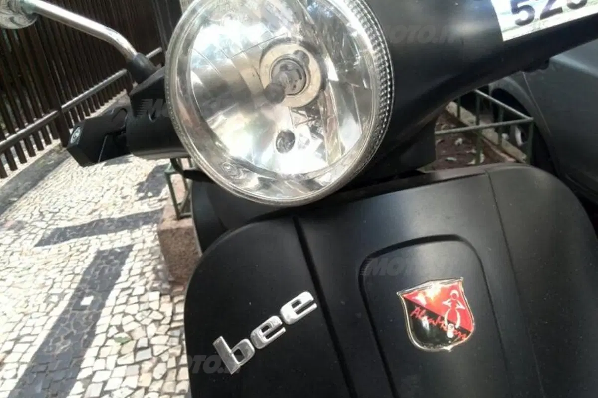 In Brasile la Vespa si chiama Ape (Bee), ma è una copia spudorata (3)