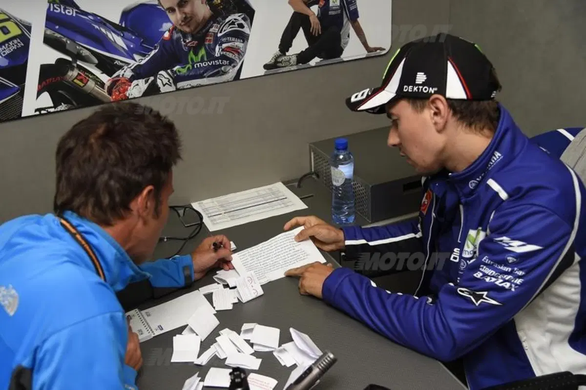Jorge Lorenzo: "Marquez più coraggioso, Rossi più intelligente" (4)