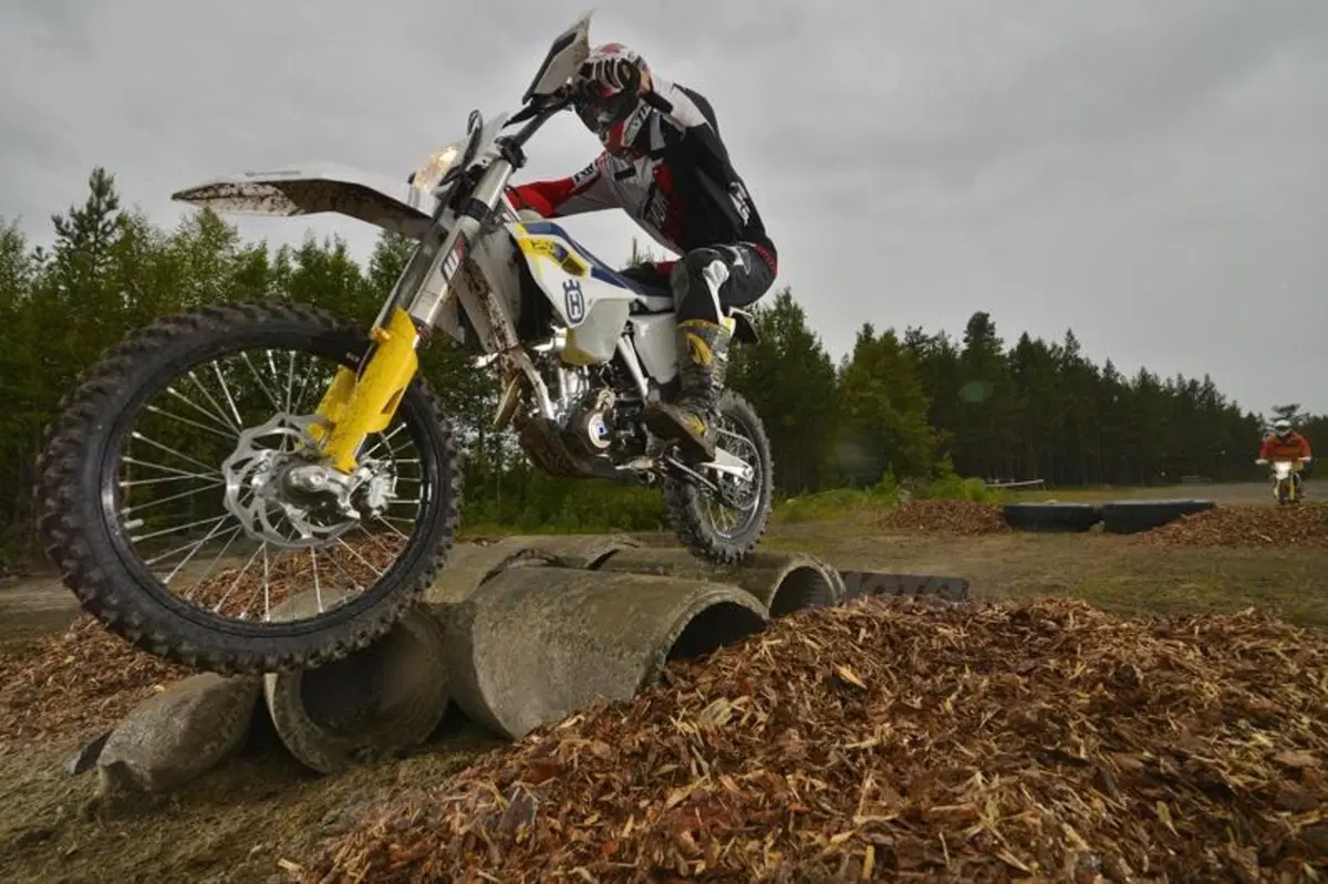 Husqvarna Cross Enduro 2015  (12)