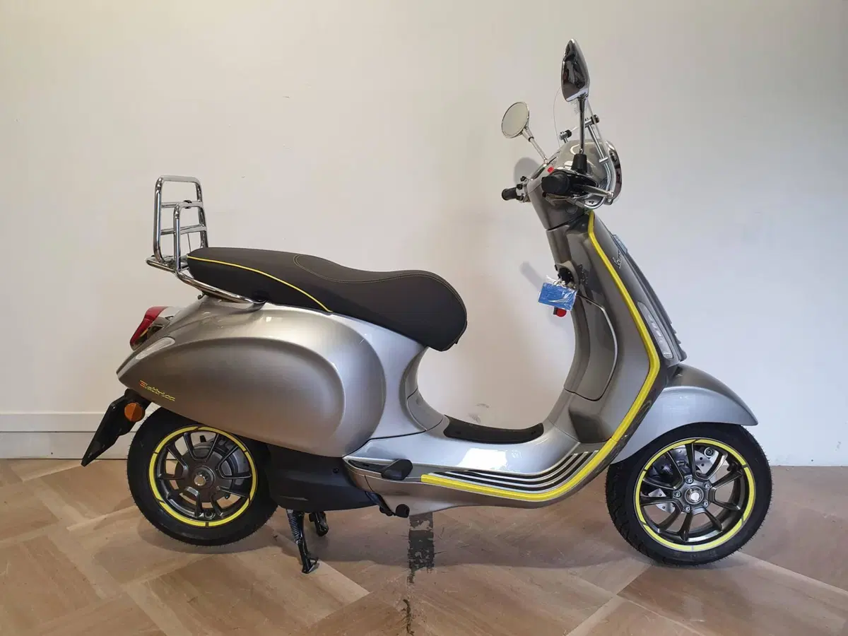 Vespa Vespa Elettrica 70 (2020 - 24)
