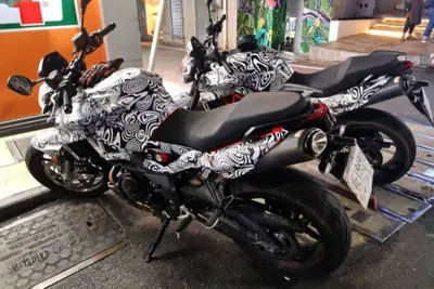 L'Aprilia Shiver 900 ritorna con il marchio Gilera? [Foto Spia]