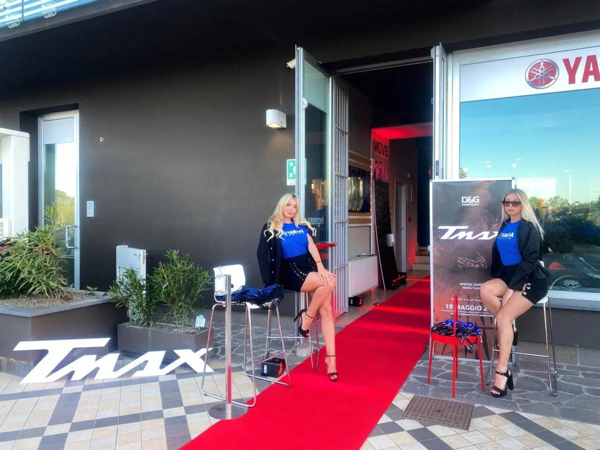 D&G Motorsport presenta il nuovo Yamaha TMax 2022 (3)