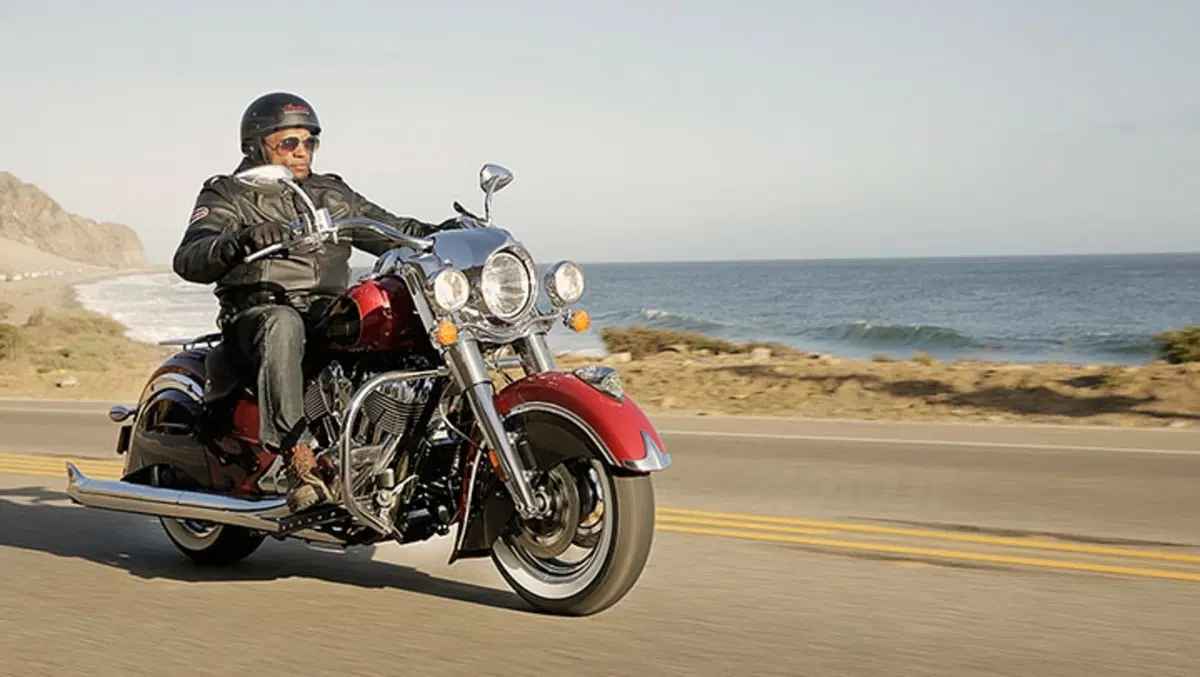 Indian Chief 2015, si inizia con le tinte two-tone (3)