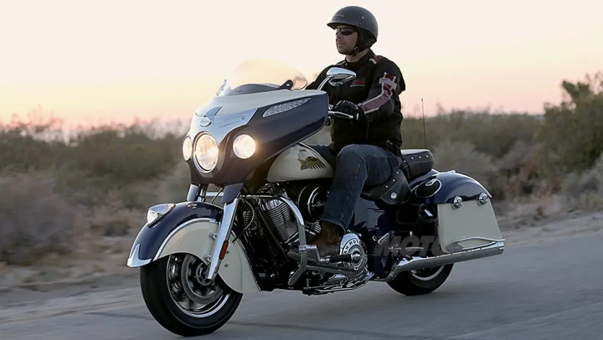 Indian Chief 2015, si inizia con le tinte two-tone (5)