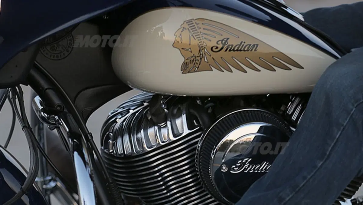 Indian Chief 2015, si inizia con le tinte two-tone (13)