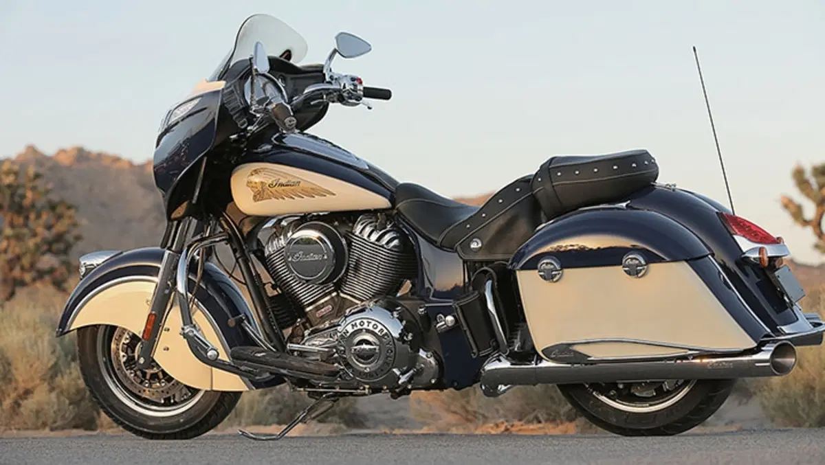 Indian Chief 2015, si inizia con le tinte two-tone (14)