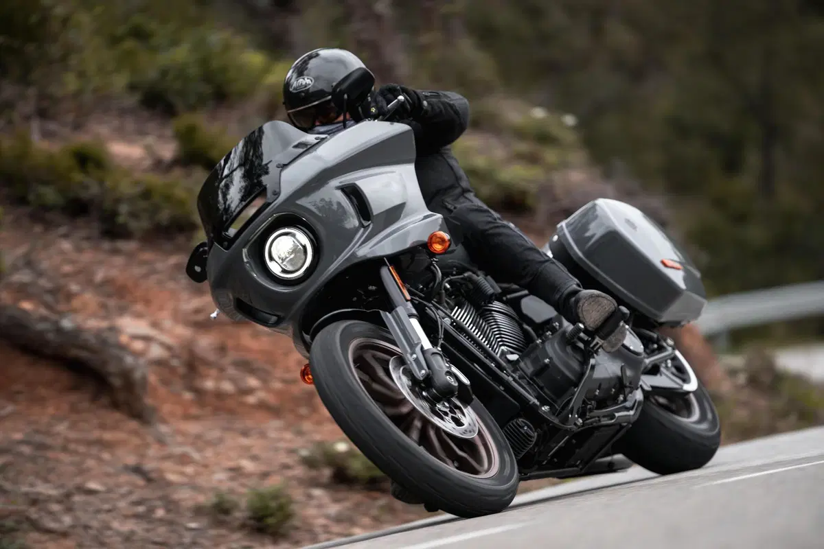 Harley-Davidson Low Rider ST e Nighster, sportività in chiave USA