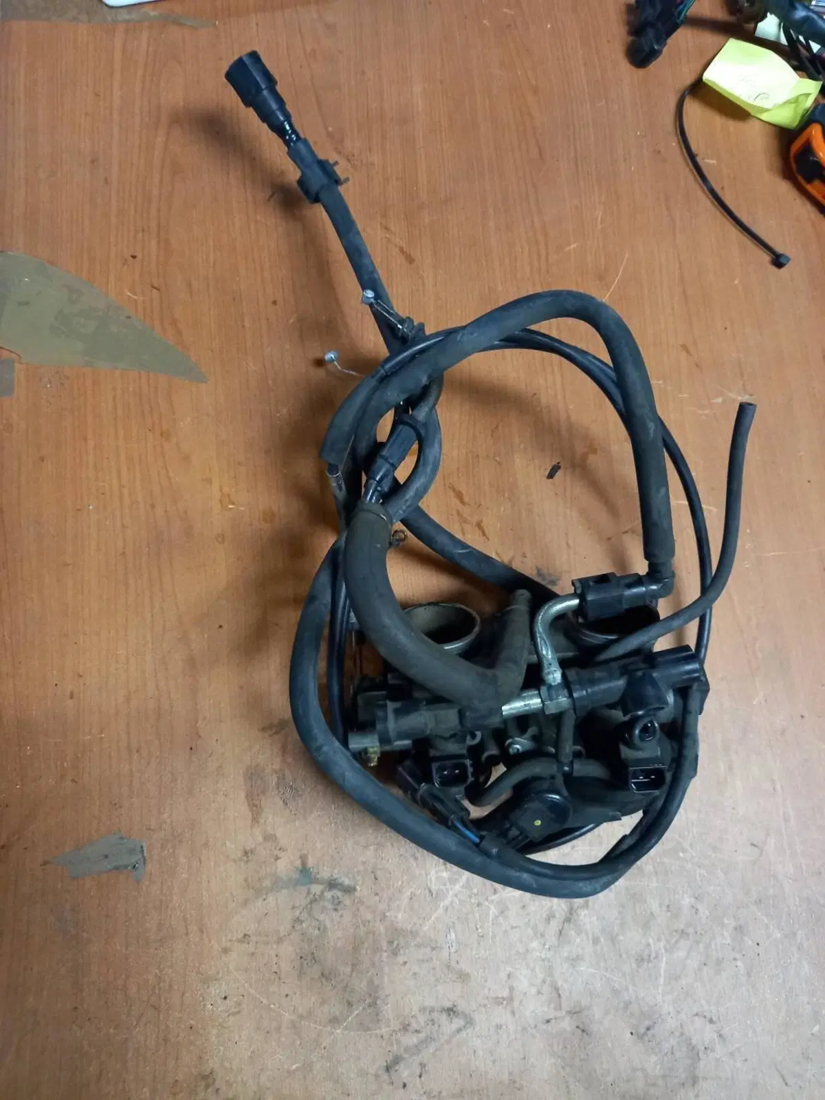 Iniettori completi completi ignettore Burgman 650 Suzuki (4)