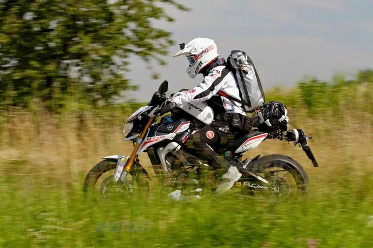 Due settimane in sella alla Yamaha MT-09 Street Rally per battere la Transiberiana (3)