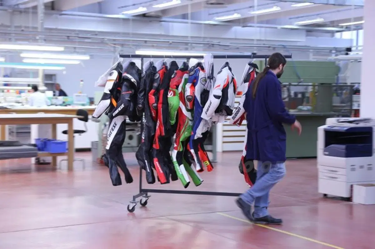 Dainese. Dalle competizioni la sicurezza per i motociclisti. Prima parte (11)