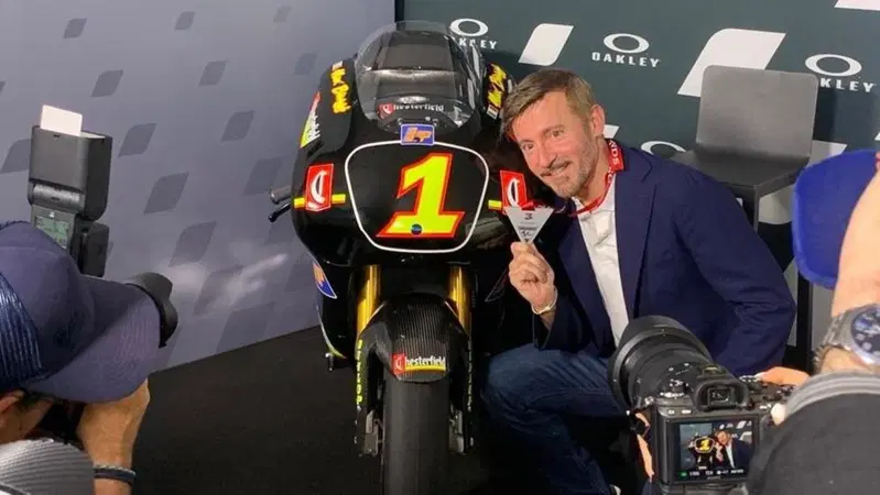 MotoGP 2022. GP d'Italia al Mugello, Max Biaggi nominato MotoGP Legend [GALLERY]