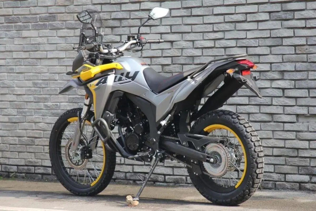 Arriva la VOGE Valico 300 Rally. Piccola enduro con il 21” (15)