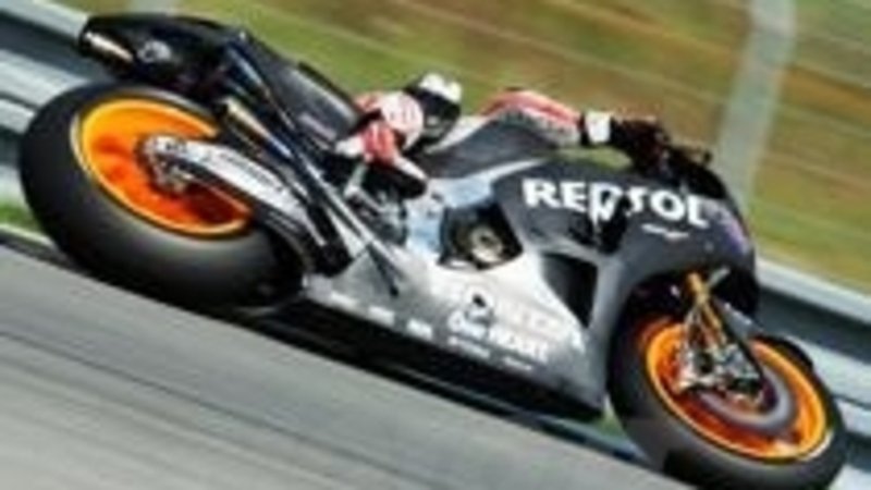 Marquez e Pedrosa: primi giri sulla Honda 2015