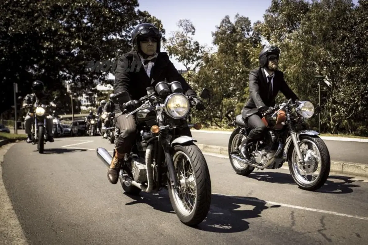Distinguished Gentleman’s Ride 2014, Triumph è partner (2)