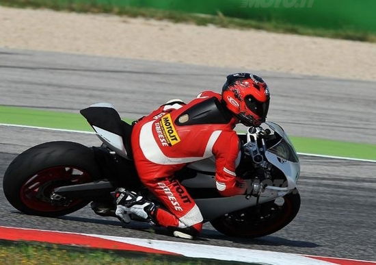 Pirelli Diablo Day 2014, in pista con Diablo Corsa e Supercorsa SP