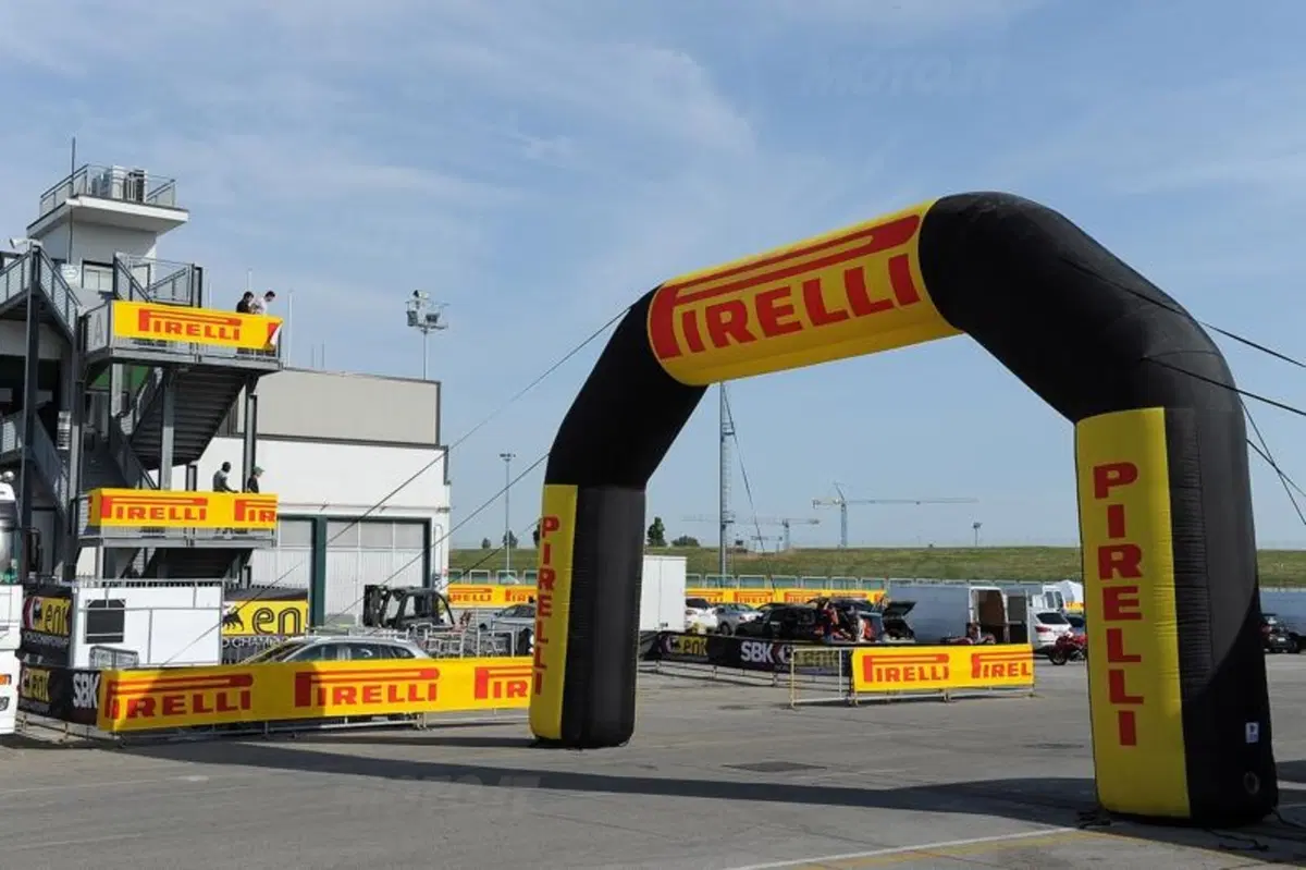 Pirelli Diablo Day 2014, in pista con Diablo Corsa e Supercorsa SP