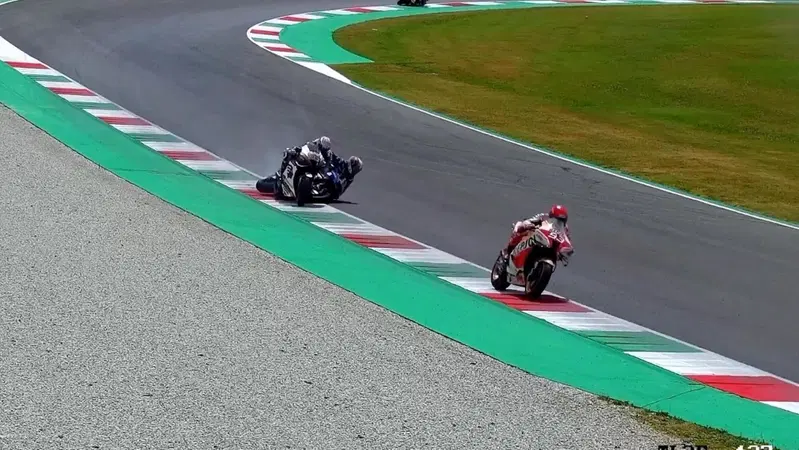 MotoGP 2022, GP d'Italia al Mugello. Alex Rins: "Nakagami mi ha fatto cadere"