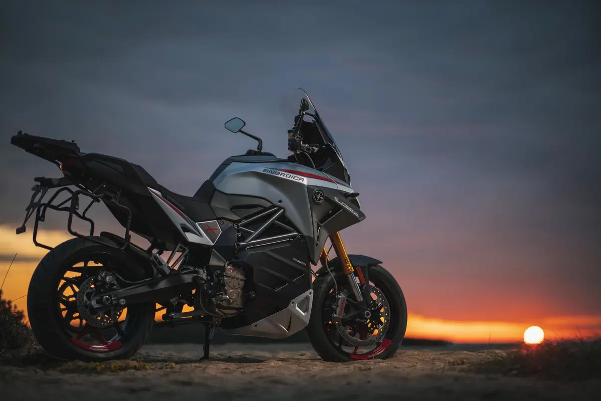 Energica svela Experia: &egrave; la vera alternativa elettrica per viaggiare?