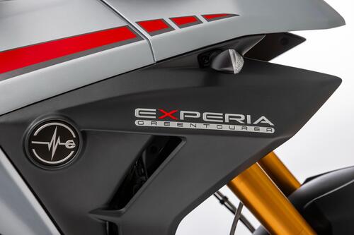 Energica svela Experia: è la vera alternativa elettrica per viaggiare? (9)