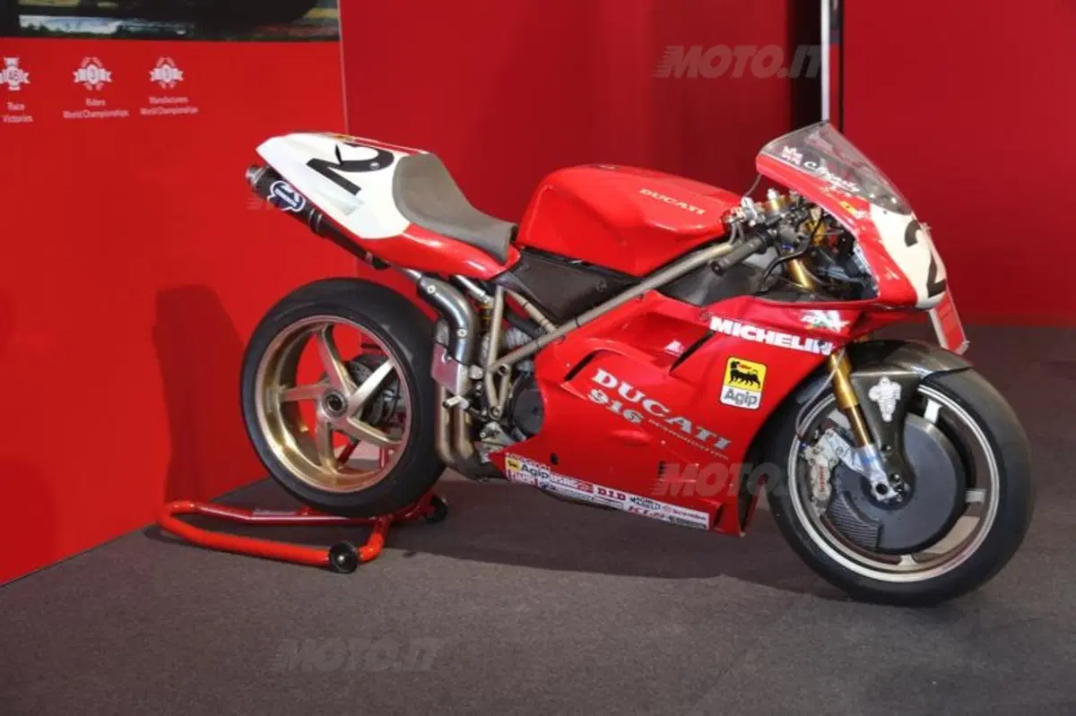 WDW 2014, Superbike Celebration: buon compleanno, 916! (6)