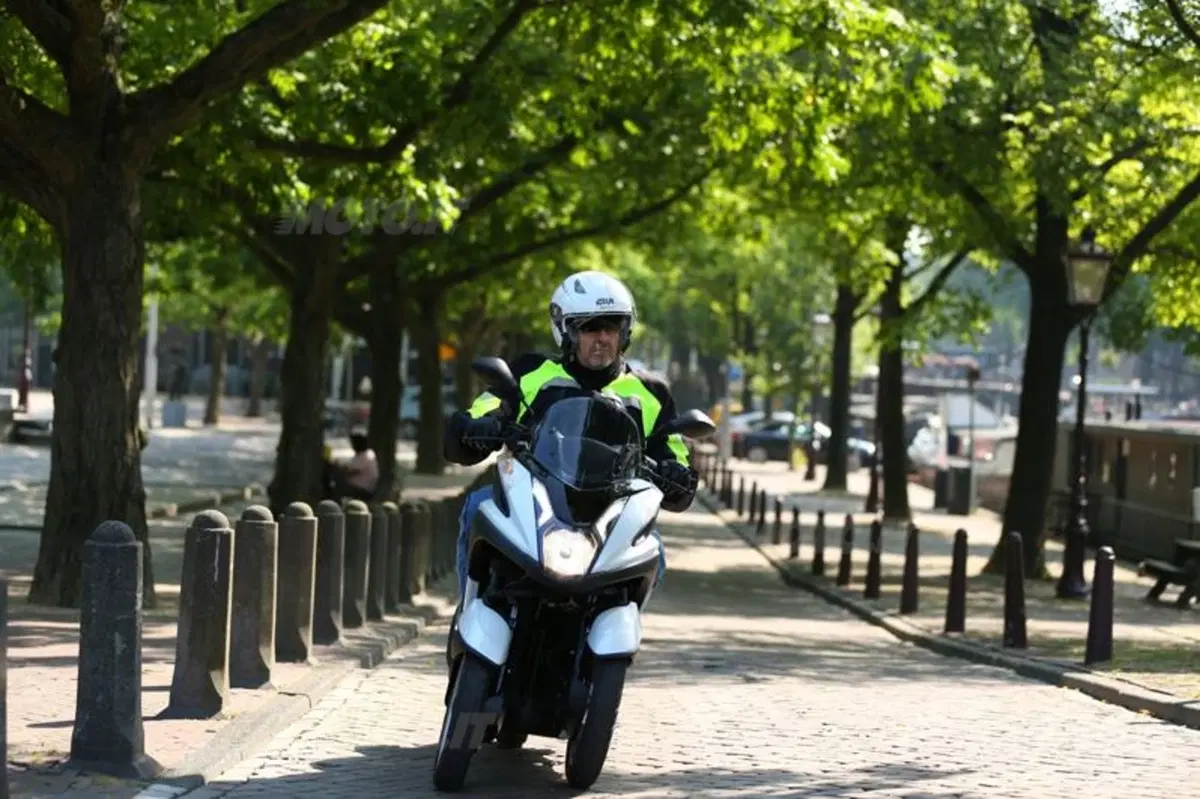 Yamaha Tricity (8)