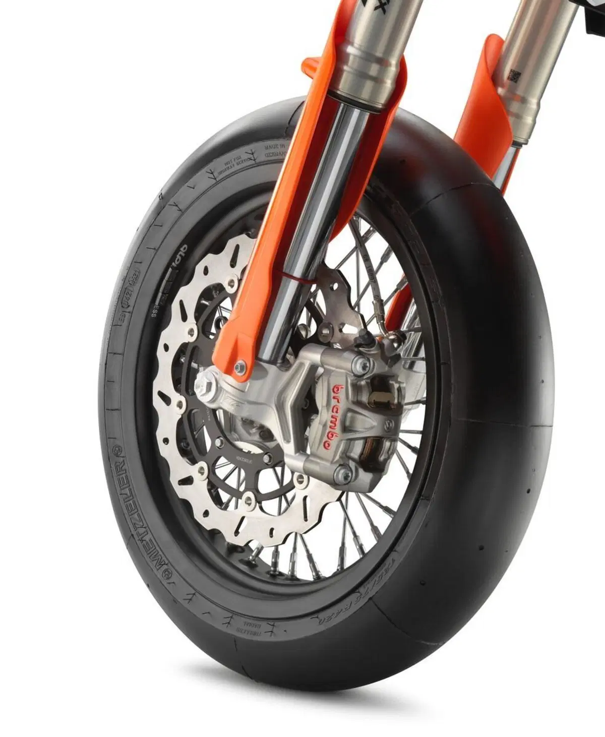 KTM 450 SMR 2023. Supermotard da impennate e traversi infiniti (14)