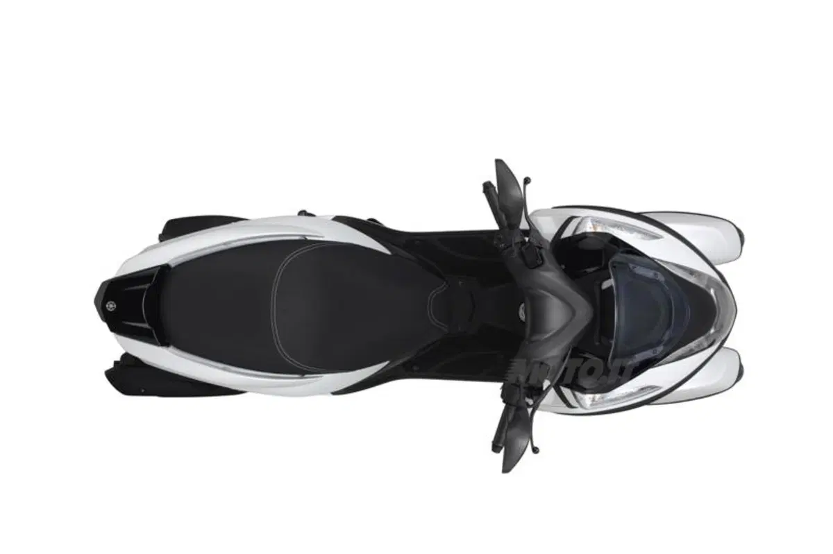 Yamaha Tricity (18)