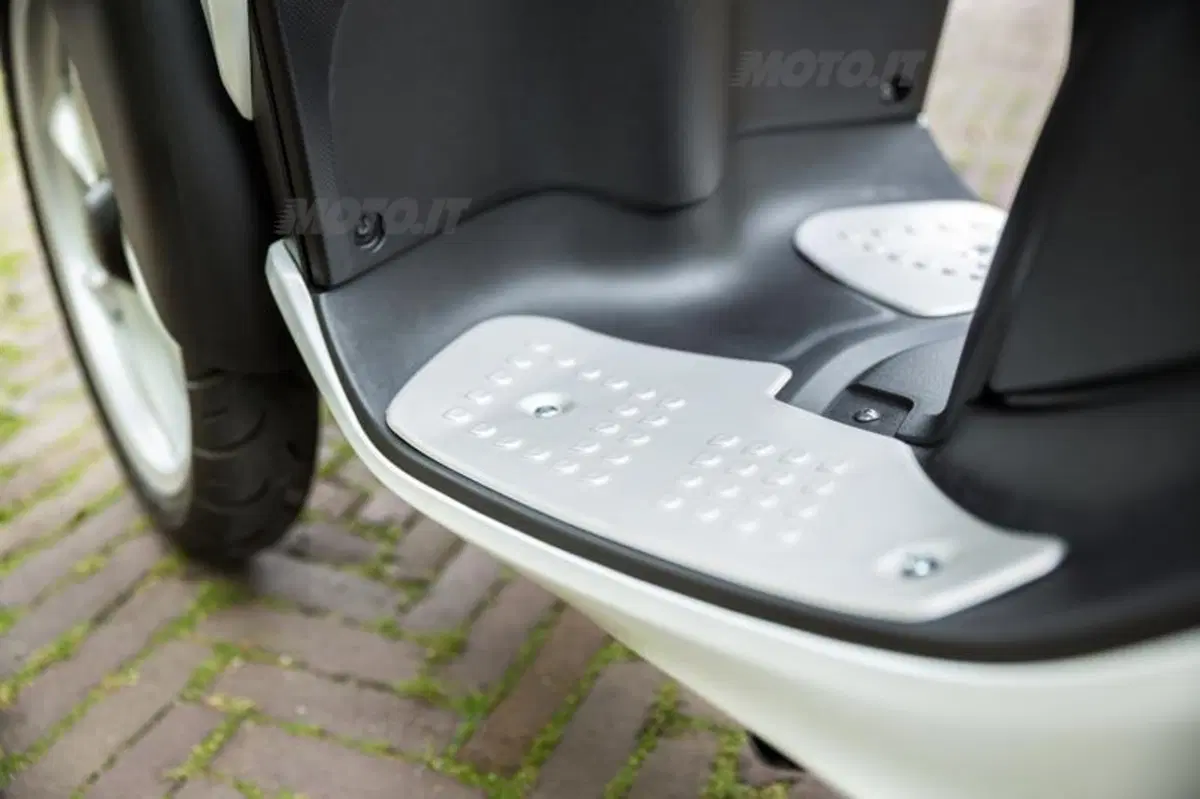 Yamaha Tricity (49)