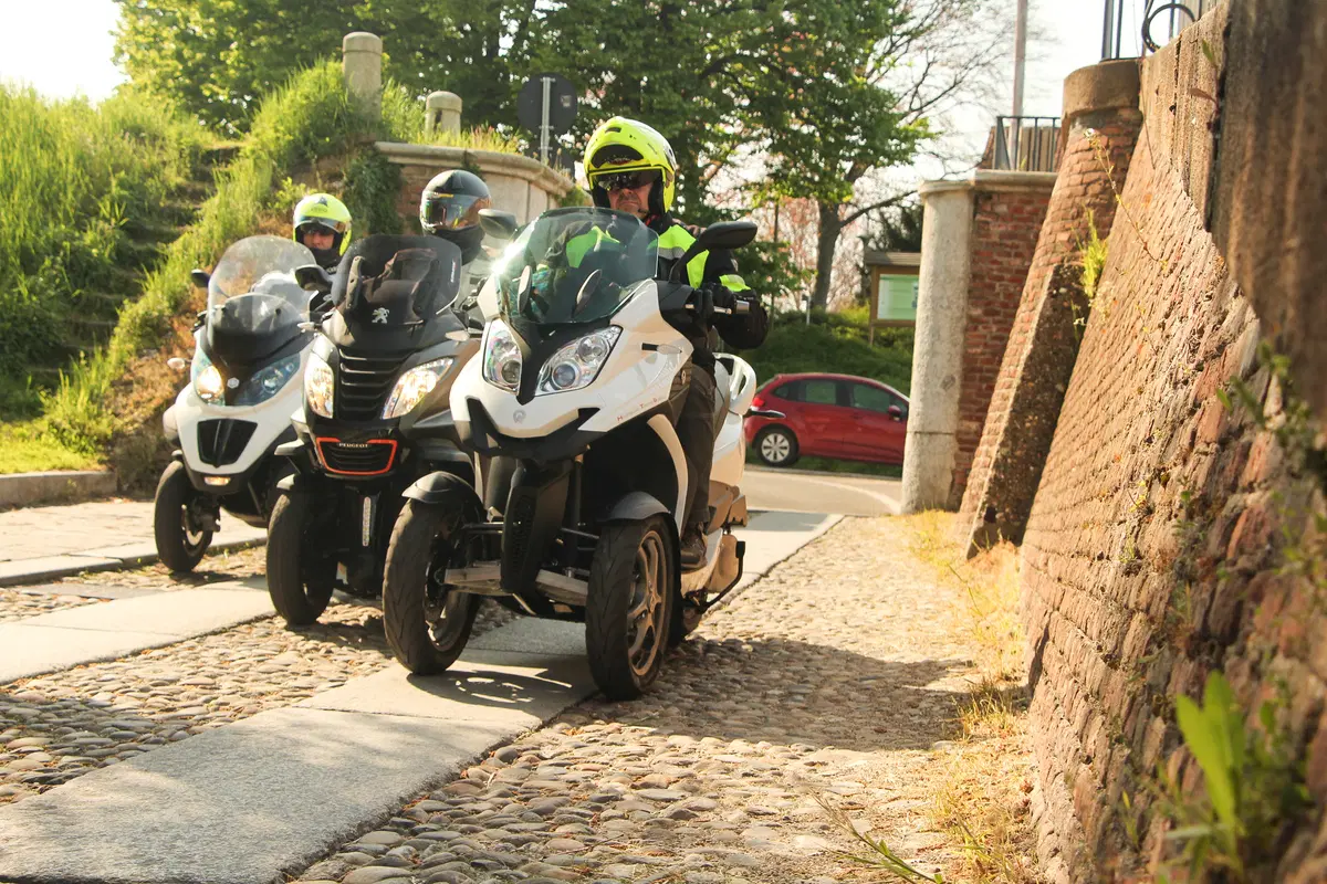 Comparativa scooter tre ruote (4)