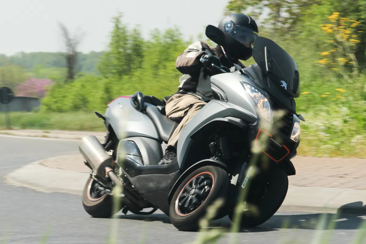 Comparativa scooter tre ruote (48)