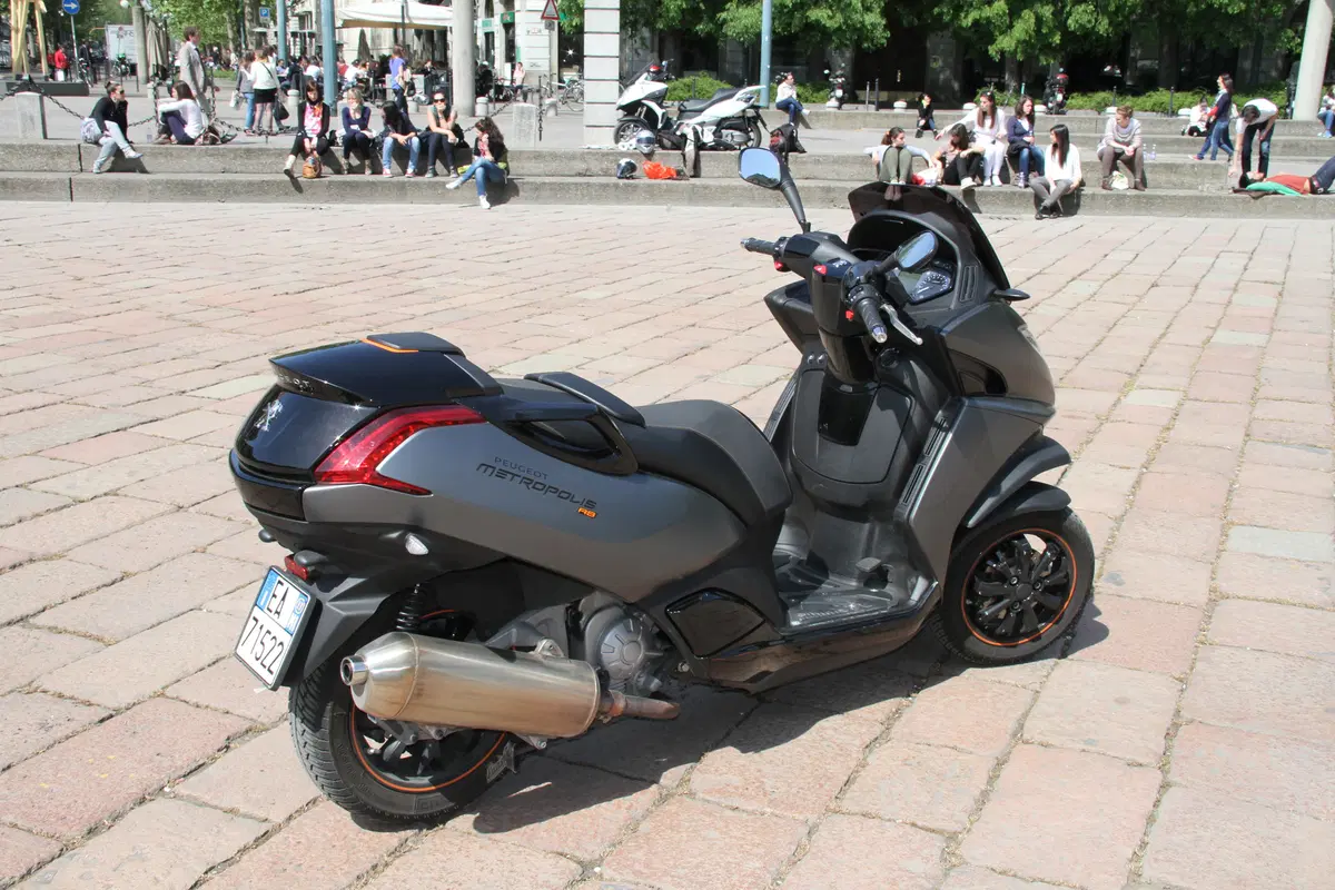Comparativa scooter tre ruote (49)