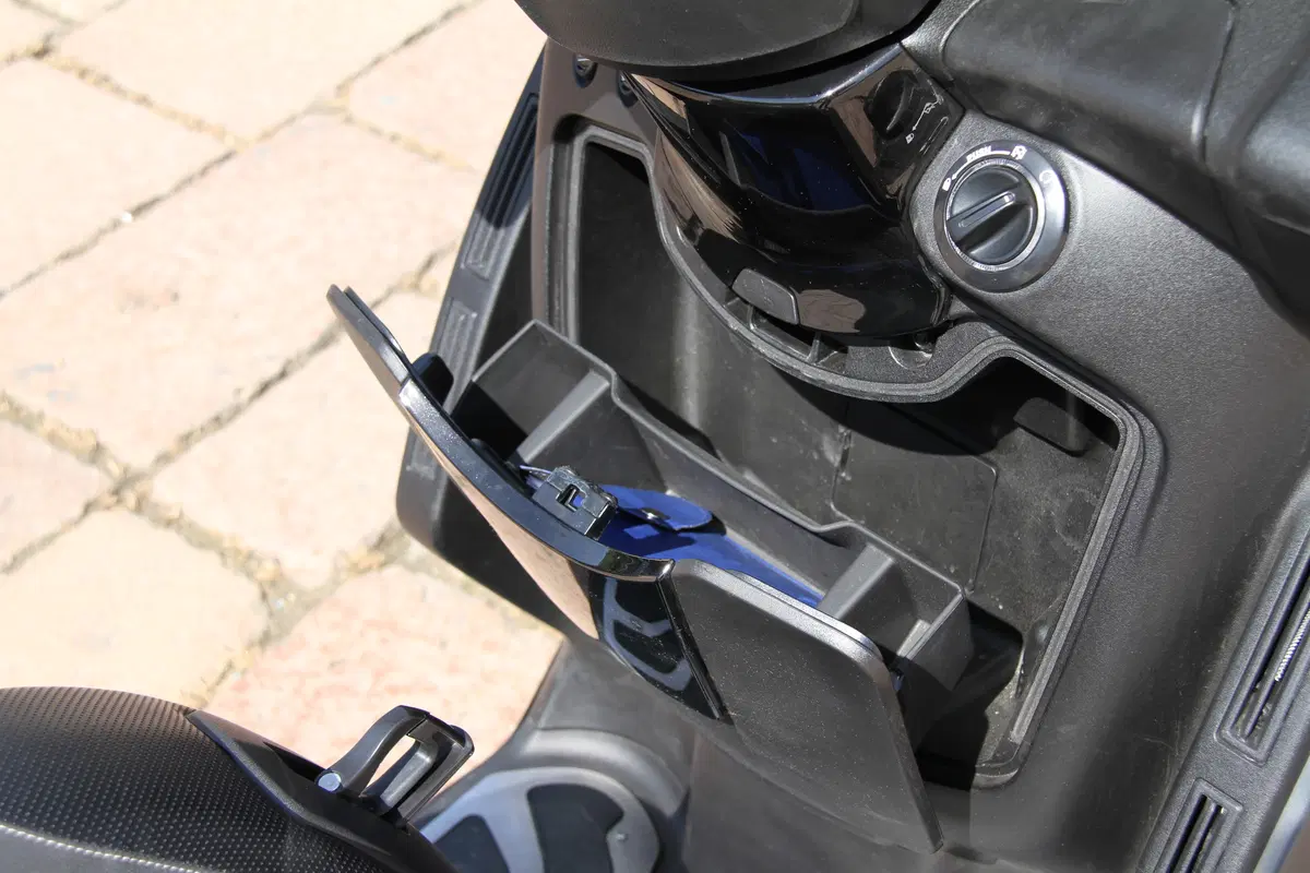 Comparativa scooter tre ruote (60)